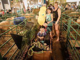 Famílias aproveitam o fim de semana na Expointer