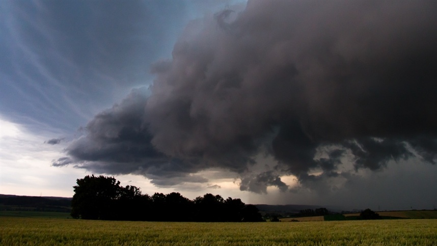 Pancadas de chuva favorecem soja e milho, mas irregularidade preocupa