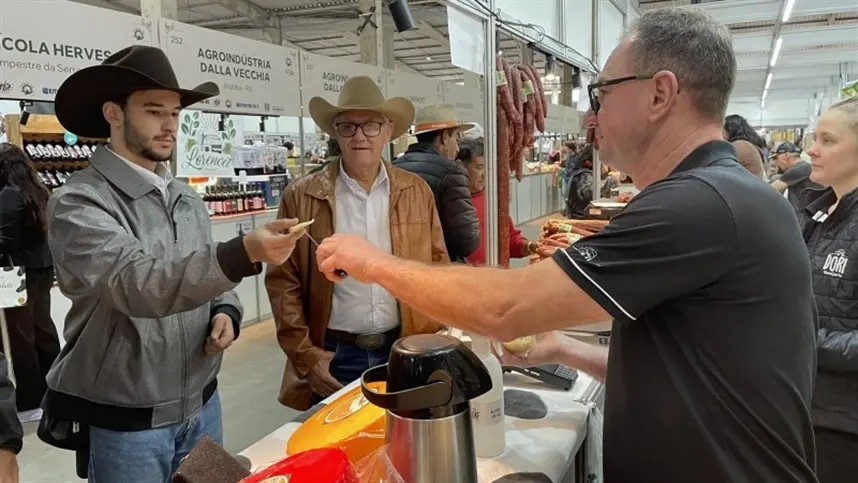 Expointer 2026: Pavilhão da Agricultura Familiar fatura R$ 2,3 milhões em dois dias